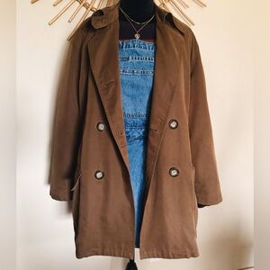 1990s Boxy Trench Coat in Milk Chocolate
